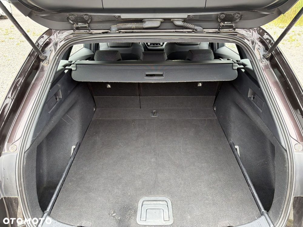 Toyota Corolla 1.8 Hybrid Comfort - 8