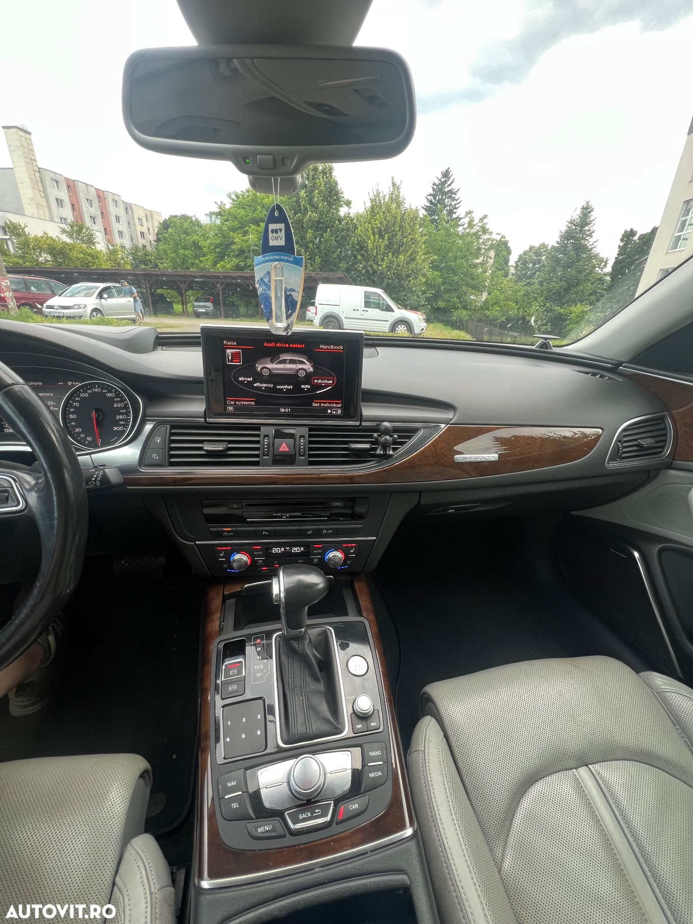 Audi A6 Allroad - 15