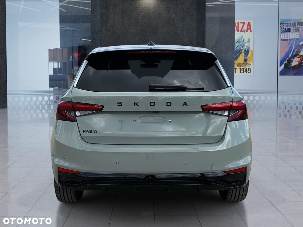 Skoda Fabia - 12