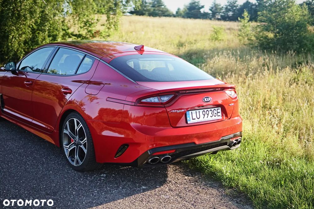 Kia Stinger - 7
