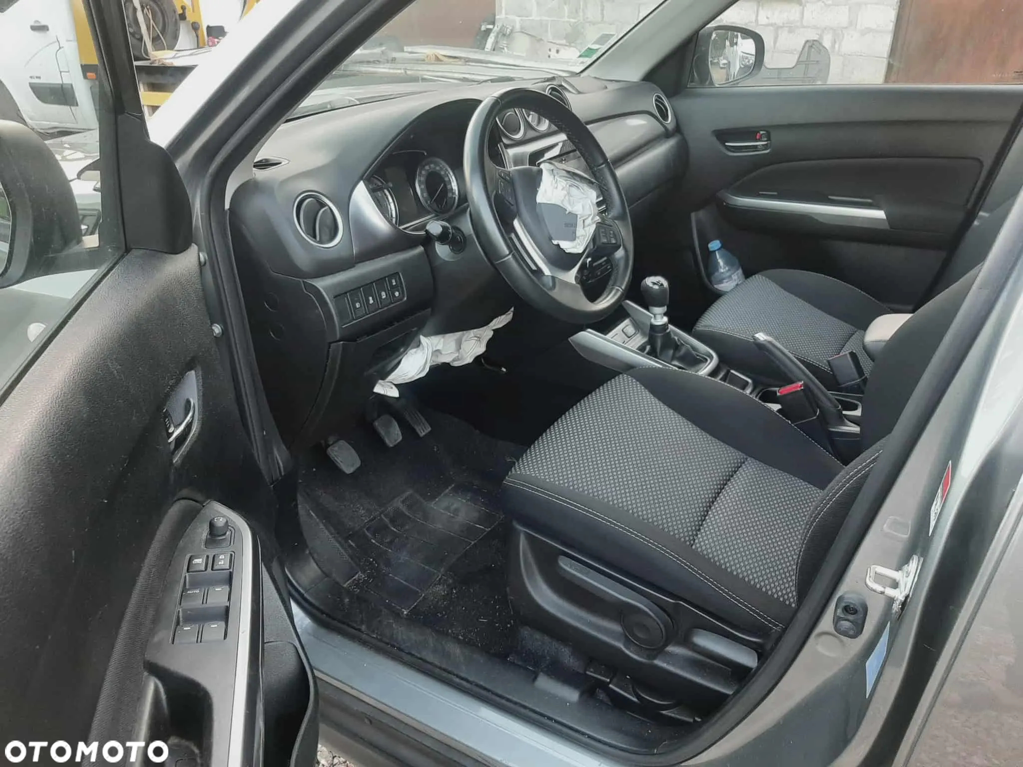 Suzuki Vitara 1.4 Boosterjet SHVS Premium 2WD - 11