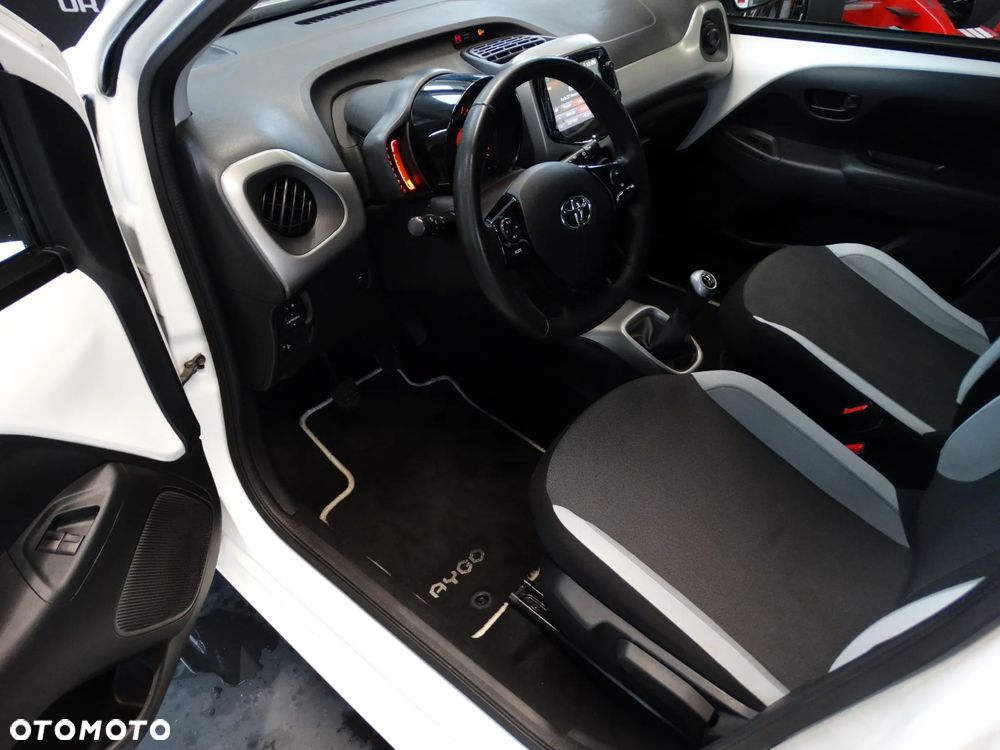 Toyota Aygo - 5