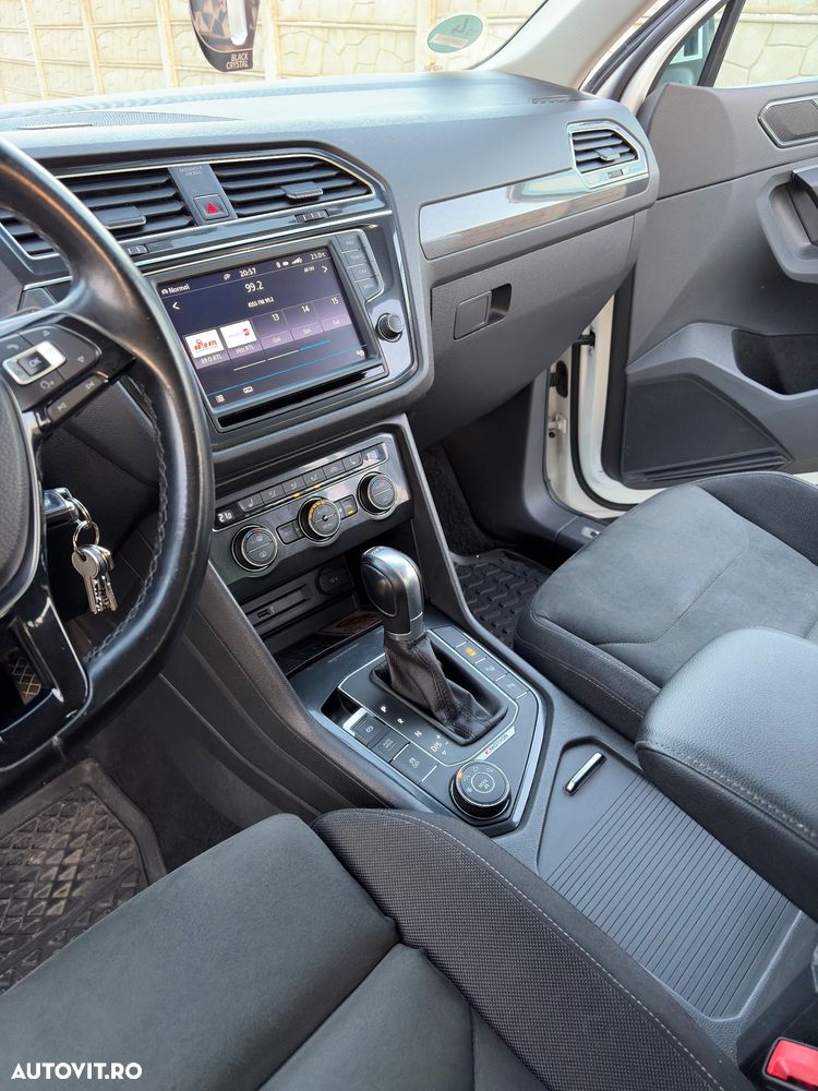 Volkswagen Tiguan 2.0 TDI 4Mot DSG Highline - 8