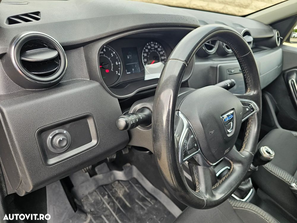 Dacia Duster TCe 125 4x4 Prestige - 19