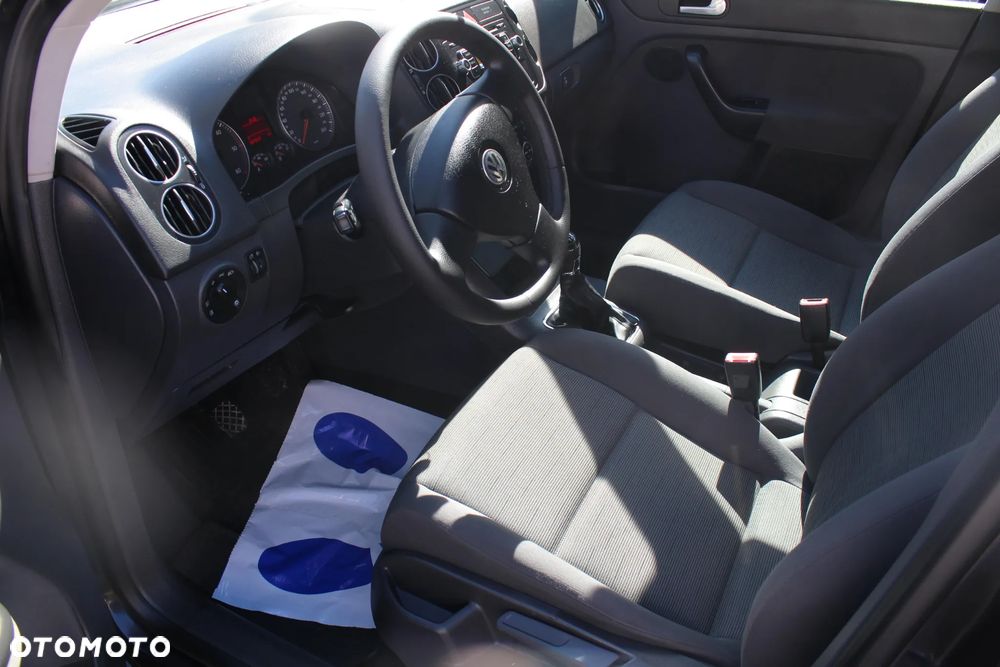 Volkswagen Golf Plus - 11