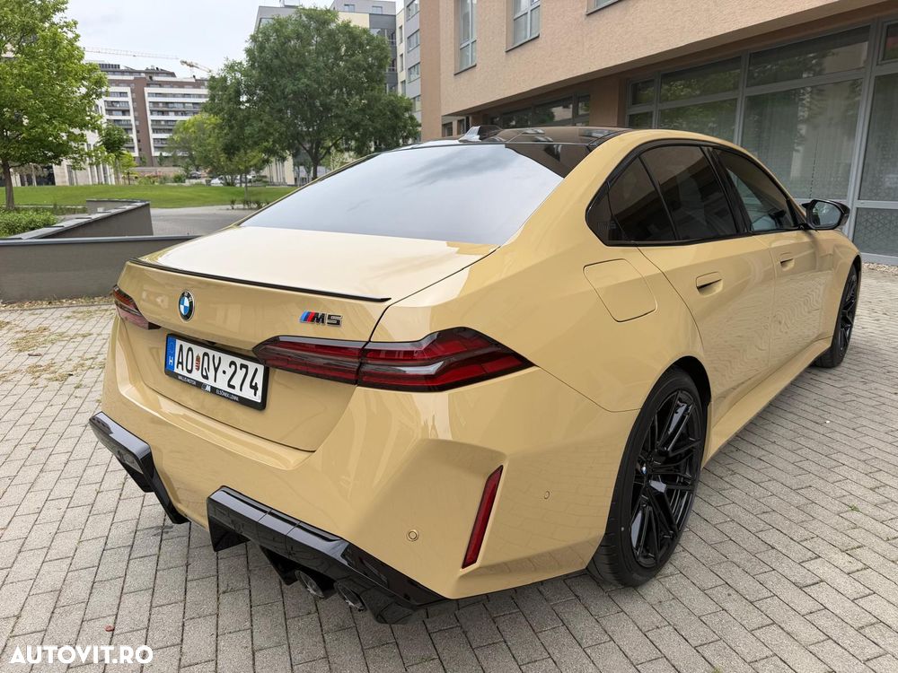 BMW M5 M550i xDrive AT - 3
