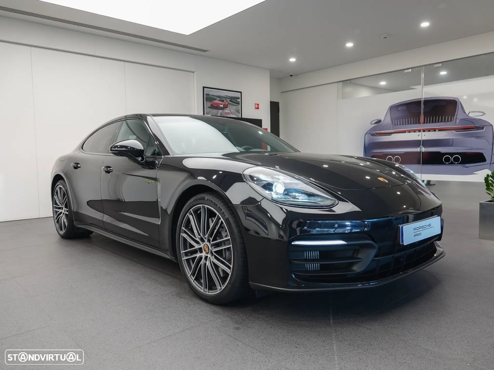 Porsche Panamera 4 E-Hybrid Platinum Edition com PDLS - 13