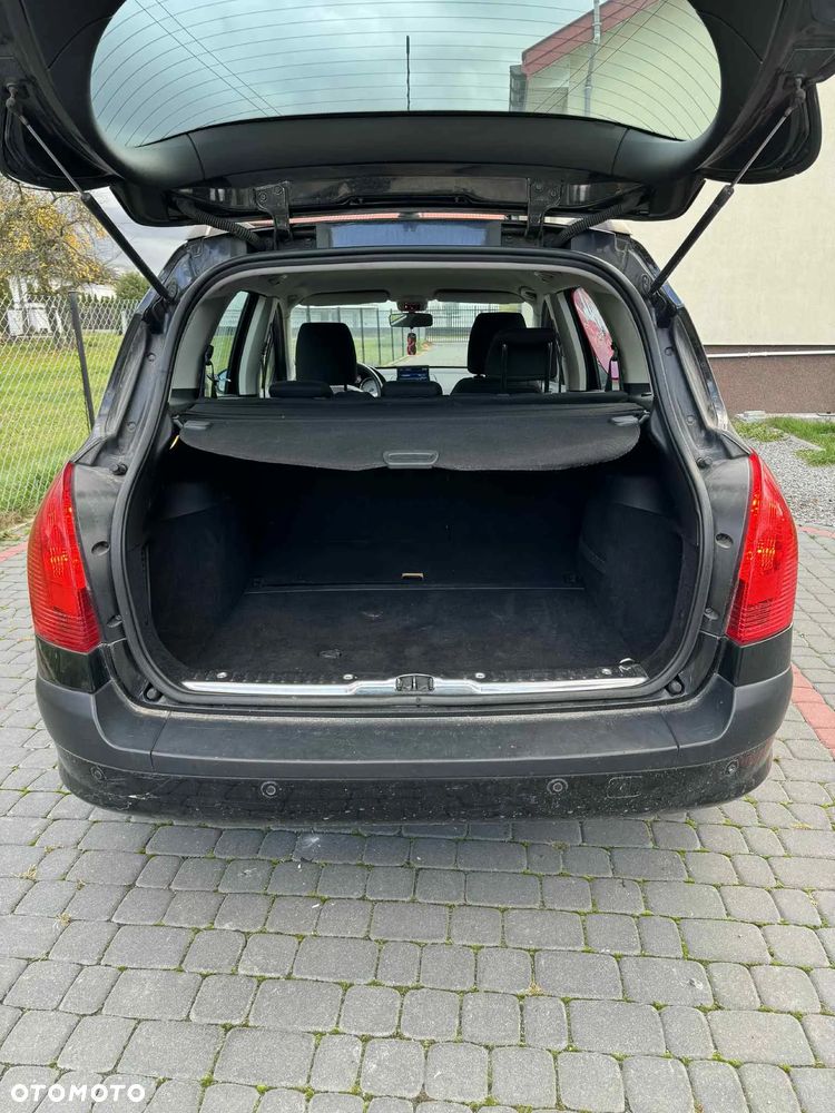 Peugeot 308 1.6 HDi Premium - 6