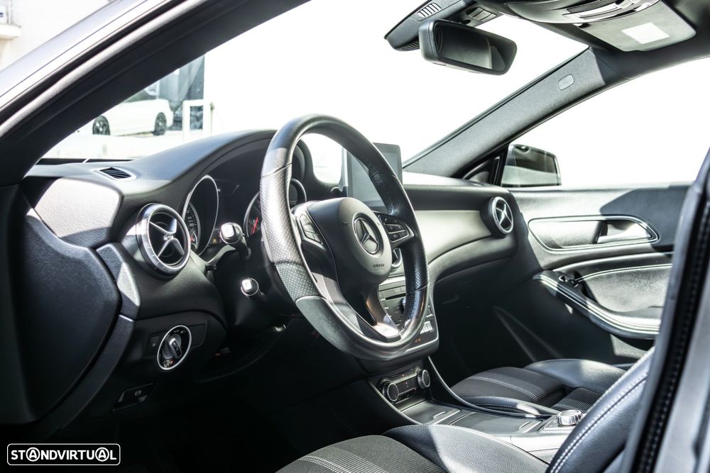 Mercedes-Benz CLA 200 - 15