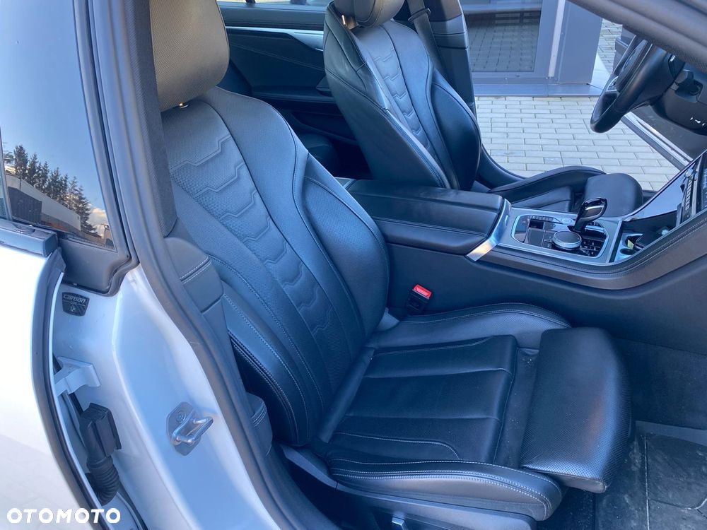 BMW Seria 8 840i xDrive - 8
