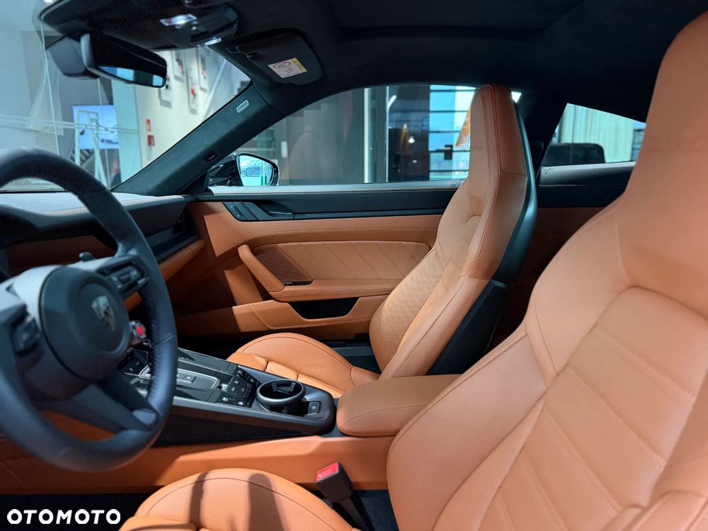 Porsche 911 Turbo S - 21