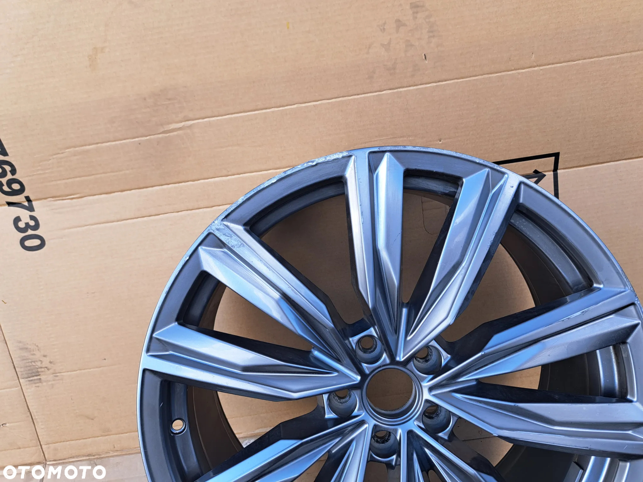 Felga aluminiowa VW Tiguan II 20 Cali 8Jx20H2 ET 41 5NA601025H 5NA601025J - 9