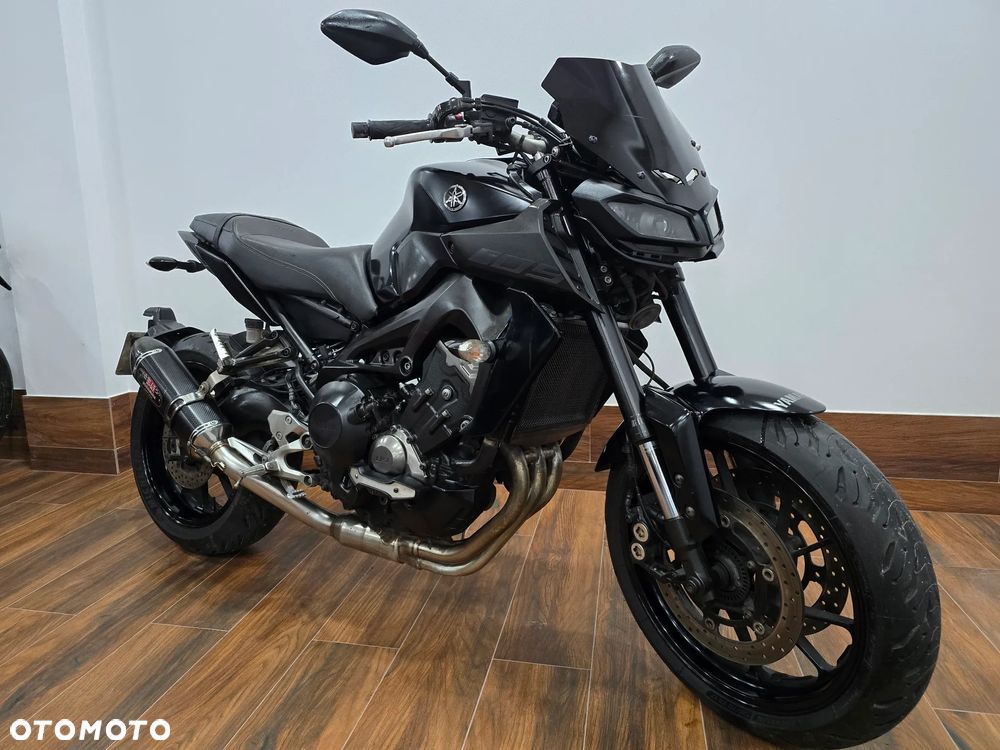 Yamaha MT - 16