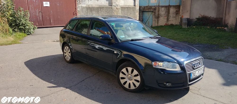 Audi A4 Avant - 1