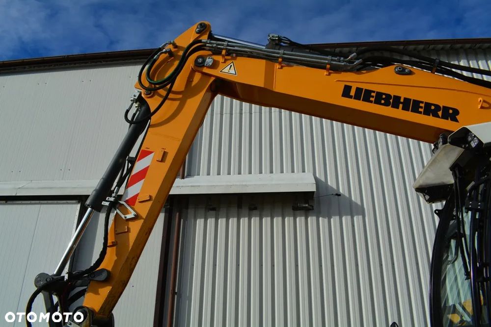 Liebherr A 918 Compact - 33