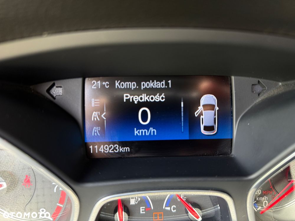 Ford Focus - 34