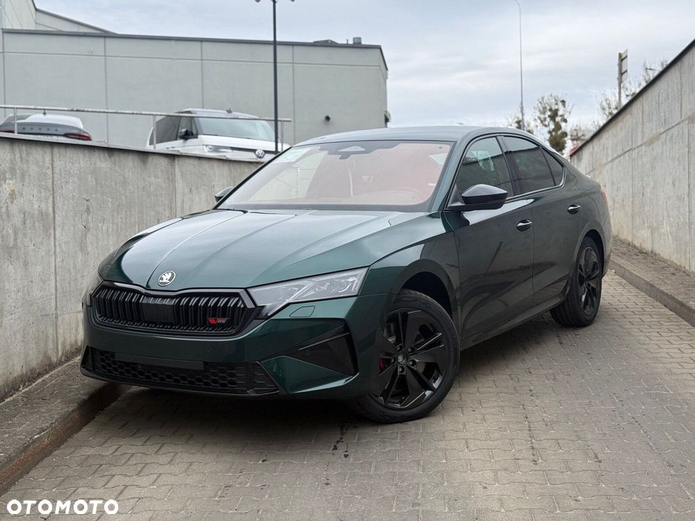 Skoda Octavia 2.0 TSI RS DSG - 4