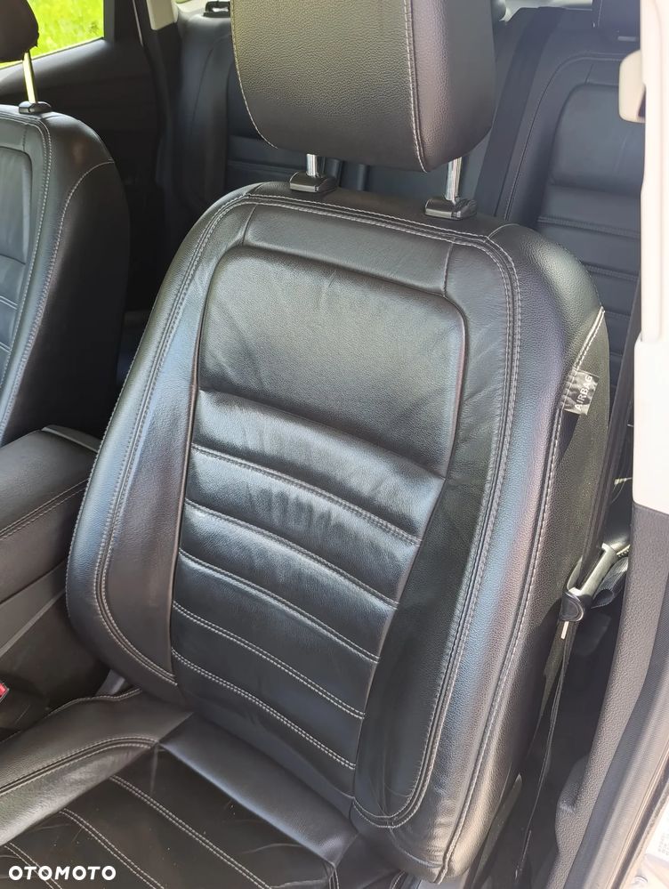 Ford Escape - 18