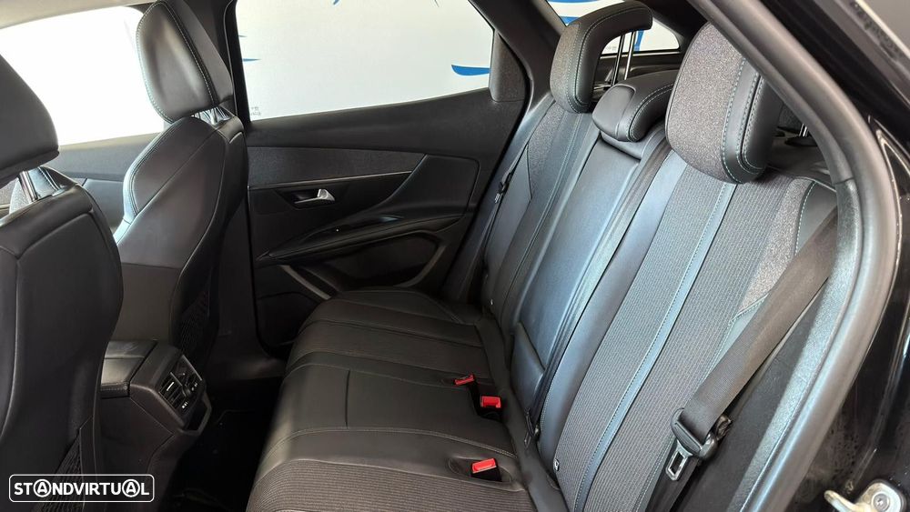 Peugeot 3008 1.6 Hybrid Allure Pack e-EAT8 - 5