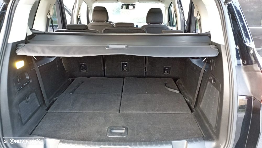 Ford S-Max 2.0 TDCi Titanium - 32