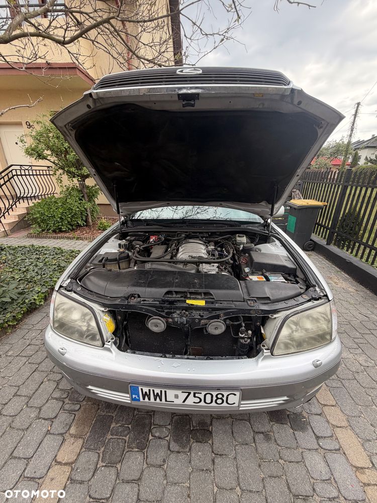 Lexus LS Standard - 16