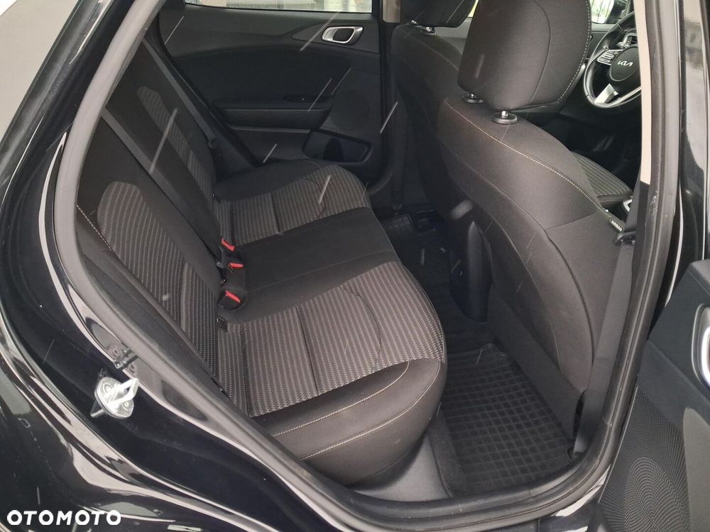 Kia XCeed 1.5 T-GDI M DCT - 13