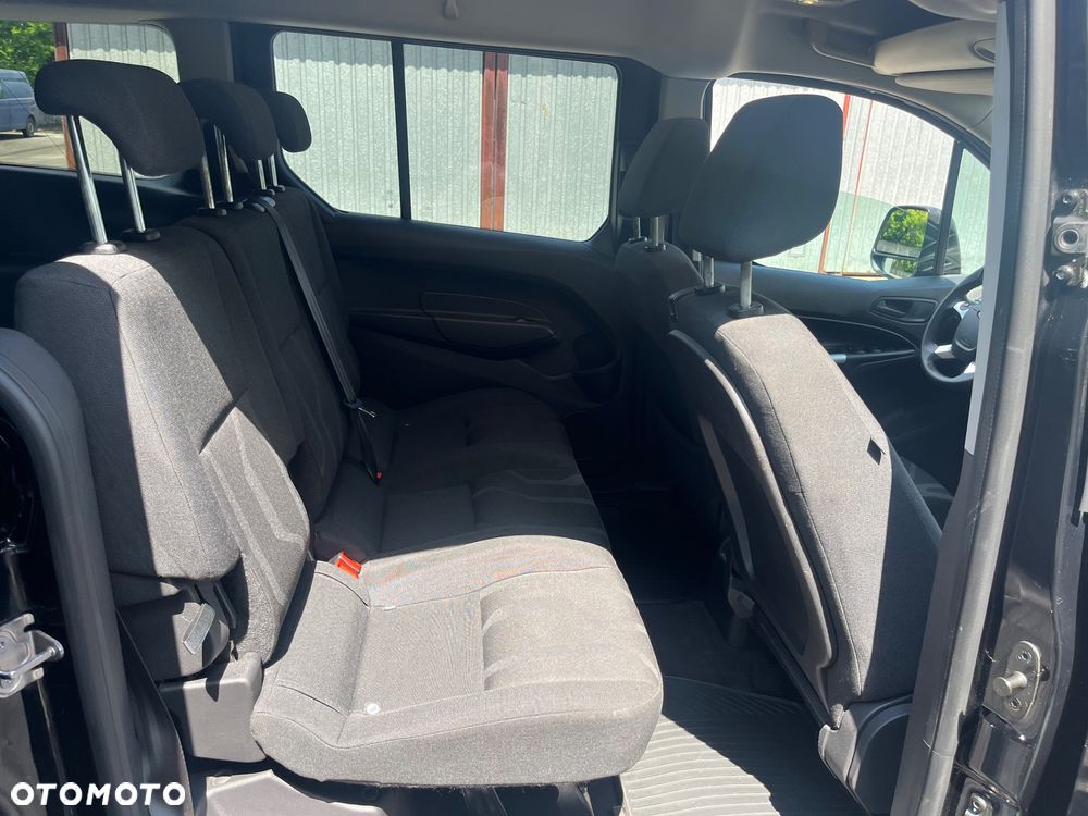Ford Tourneo Connect Grand - 20