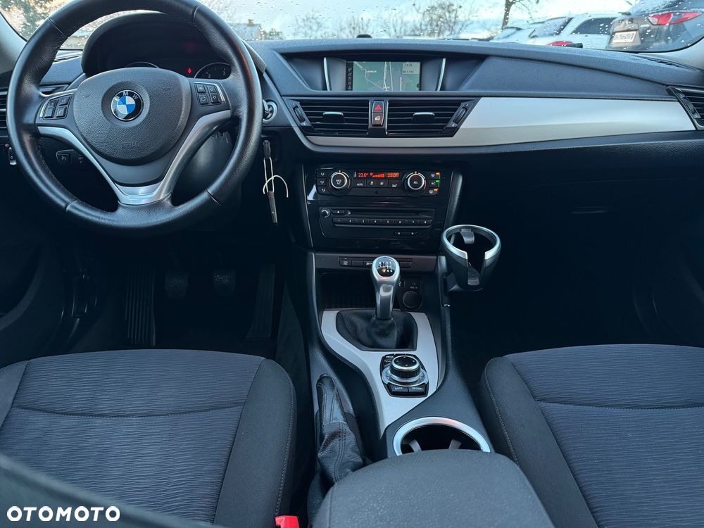 BMW X1 sDrive20d - 20