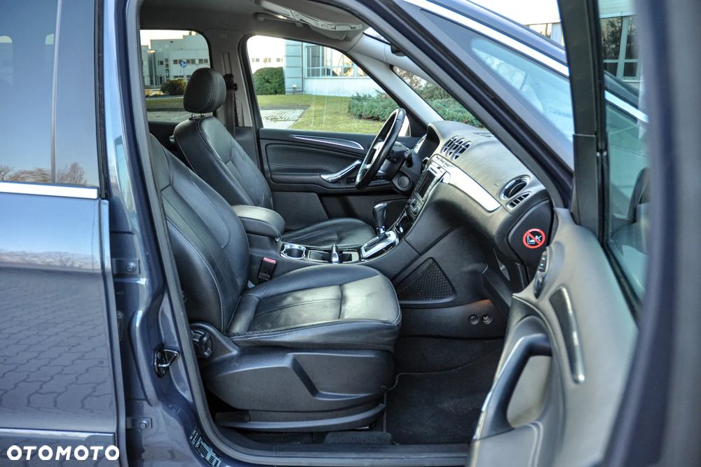 Ford S-Max 2.0 TDCi DPF Titanium - 11