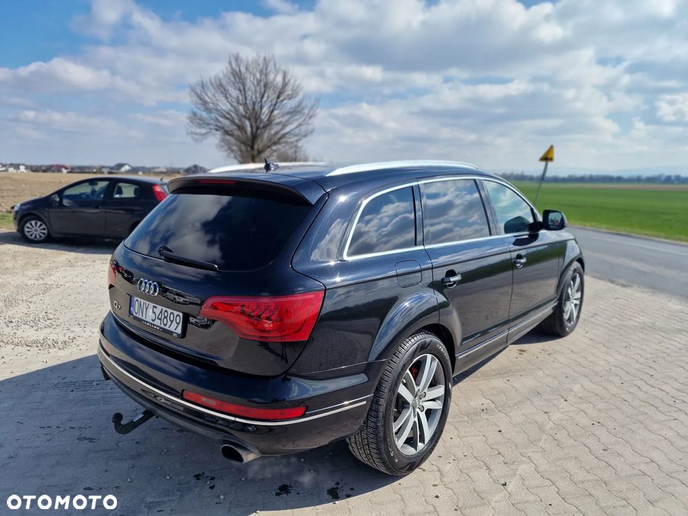 Audi Q7 - 10