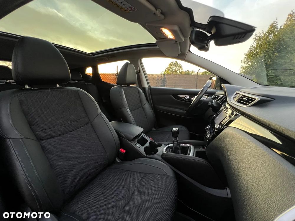 Nissan Qashqai 1.6 dCi Tekna - 19