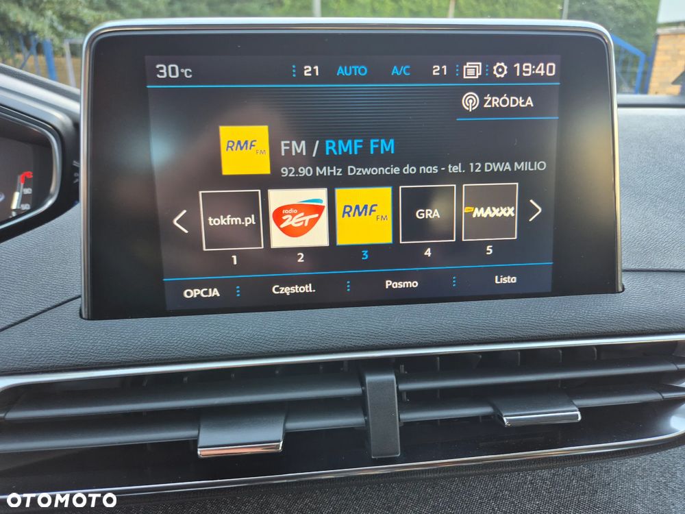 Peugeot 3008 1.2 PureTech GPF Allure S&S EAT8 - 12