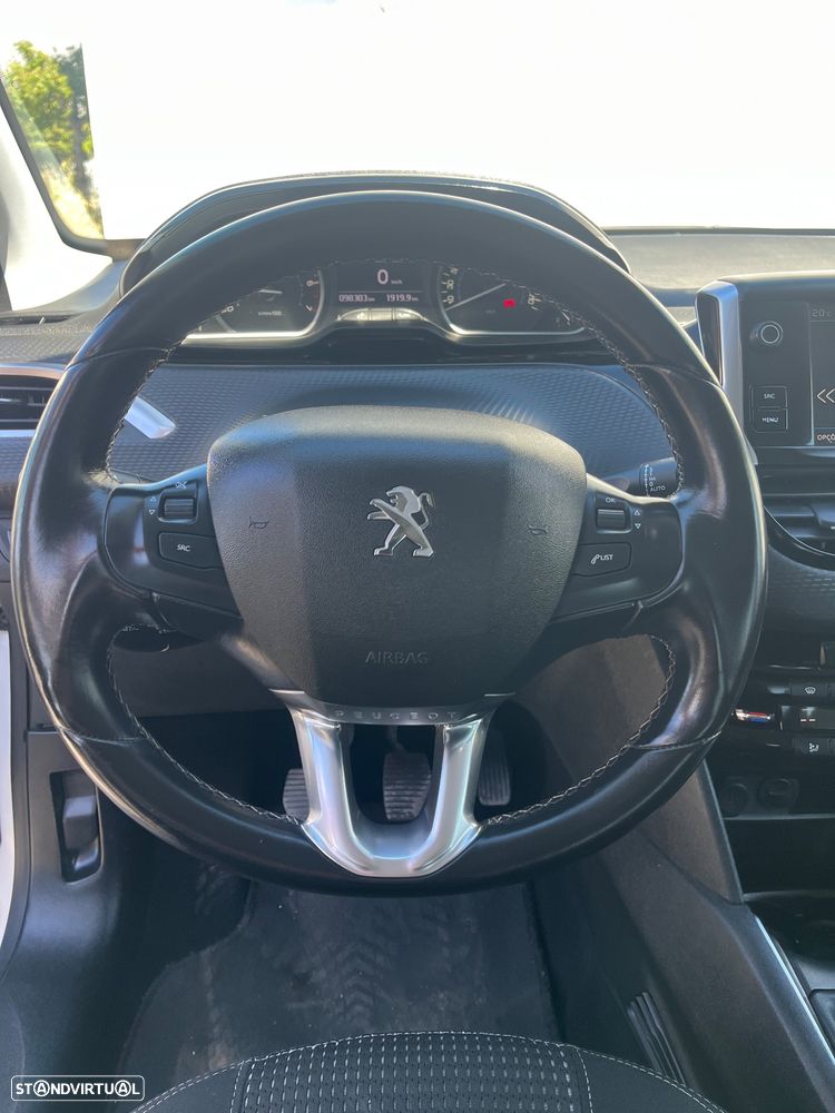 Peugeot 208 PureTech 110 Stop & Start Tech Edition - 10