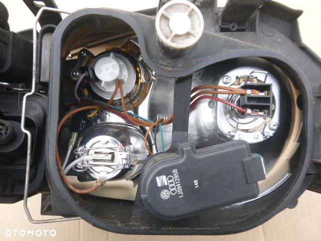 LAMPA PRAWY PRZÓD PRAWA PRZEDNIA VOLKSWAGEN GOLF IV Z HALOGENEM - 7