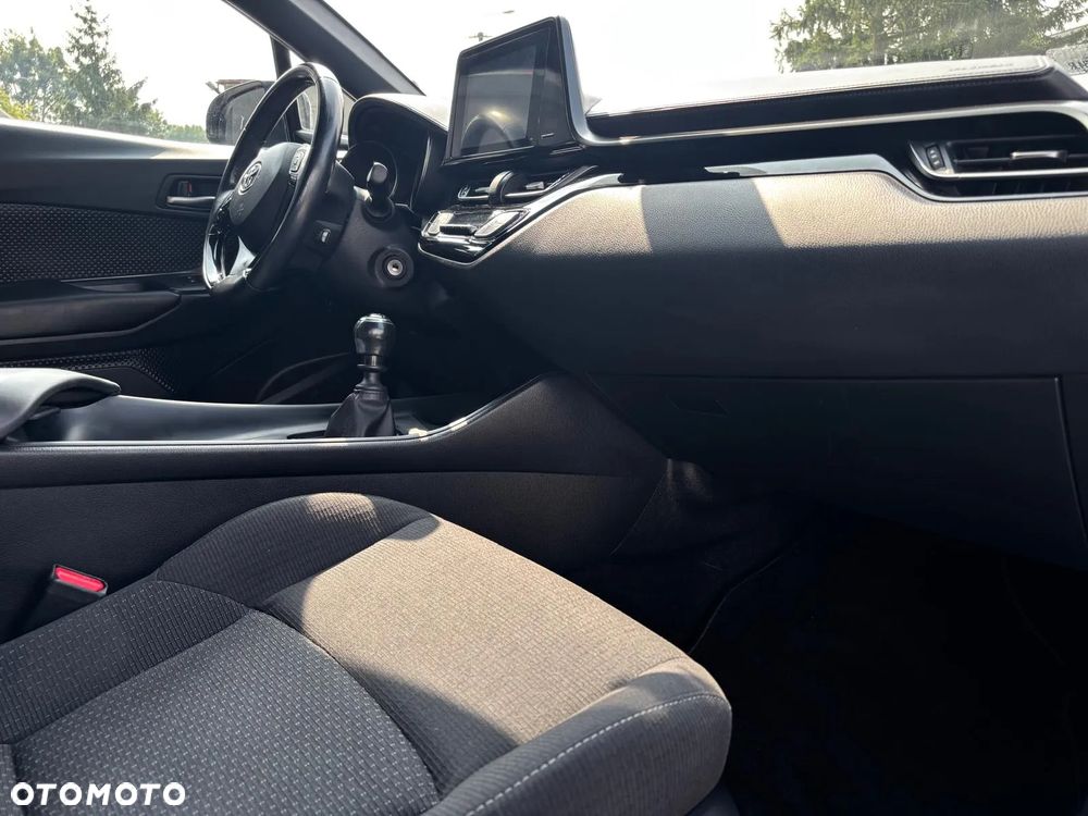 Toyota C-HR 1.2 T Premium - 23
