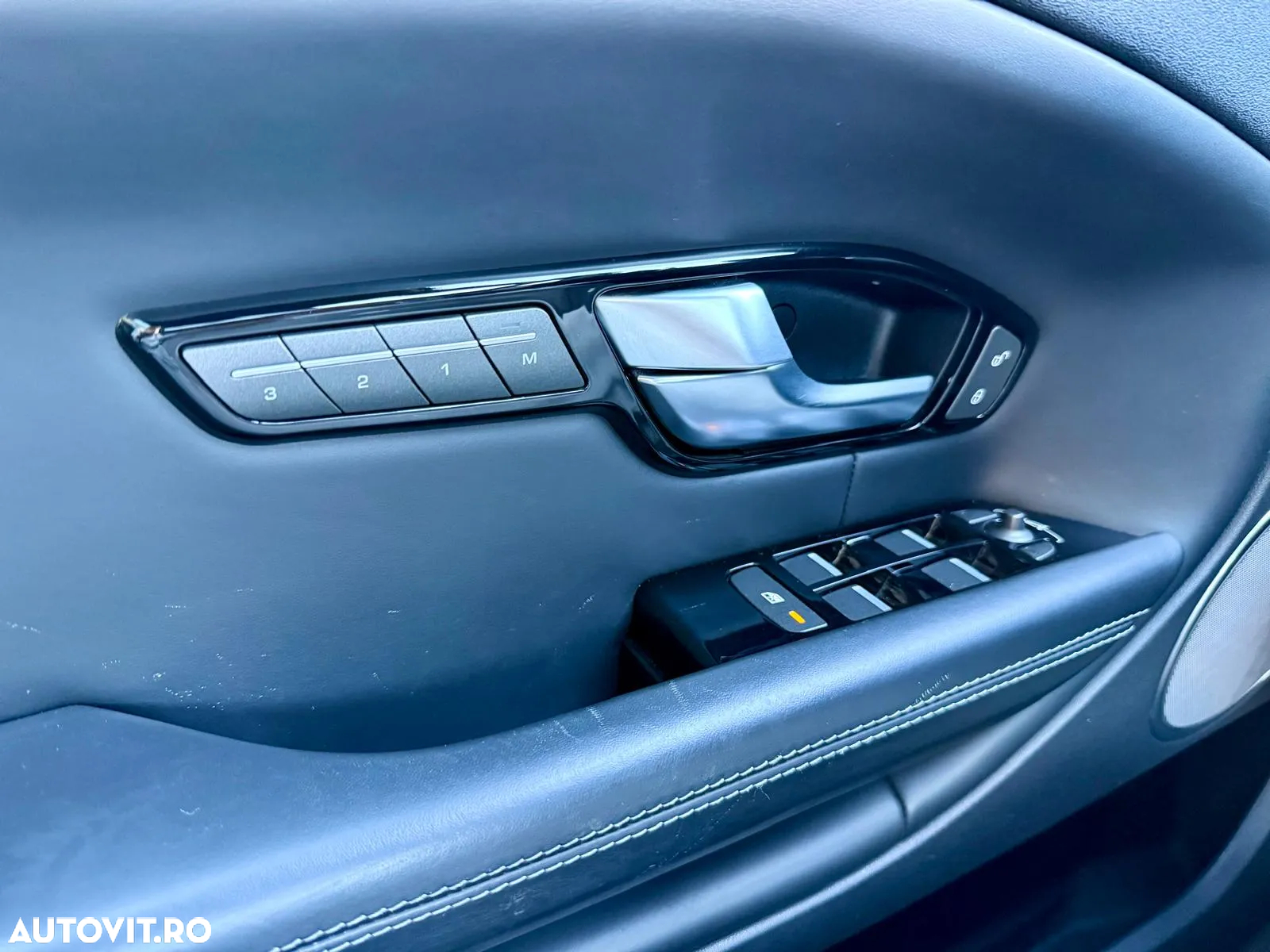 Land Rover Range Rover Evoque - 14