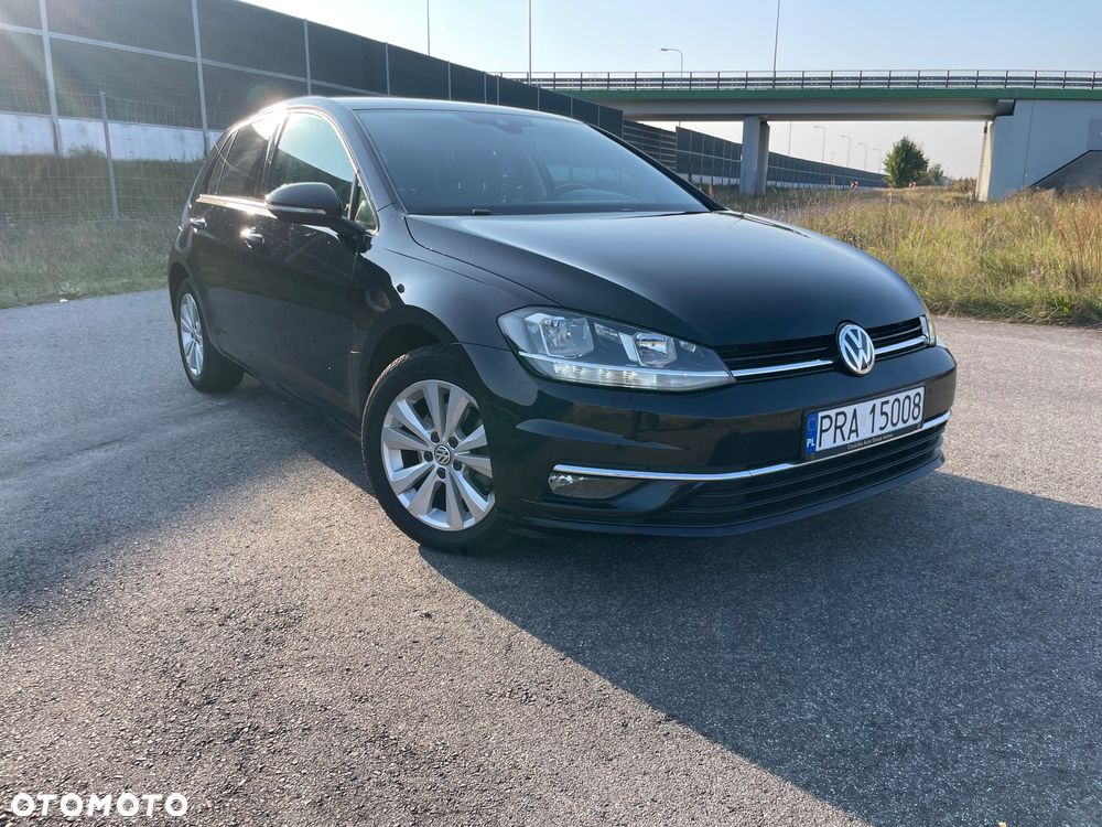 Volkswagen Golf - 28