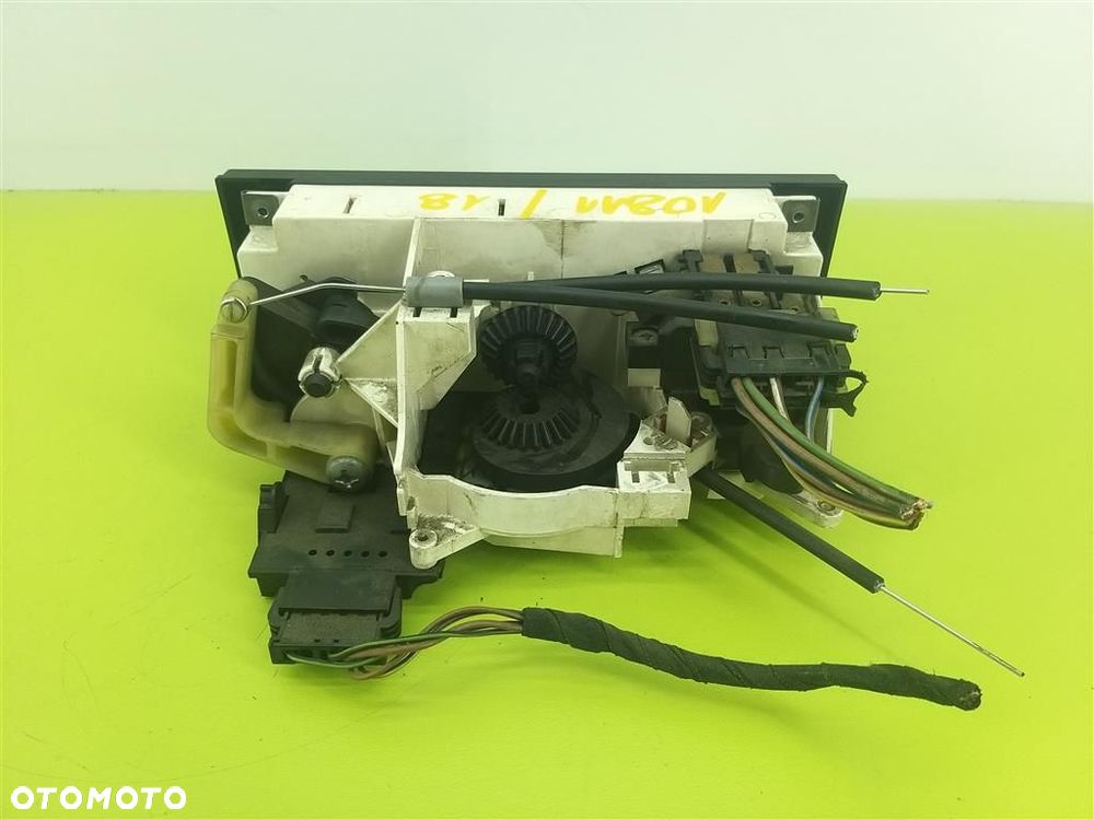 Panel NAWIEWU klimatyzacji Audi 80 B4 1991-1995 893959621 ORYGINAŁ - 2