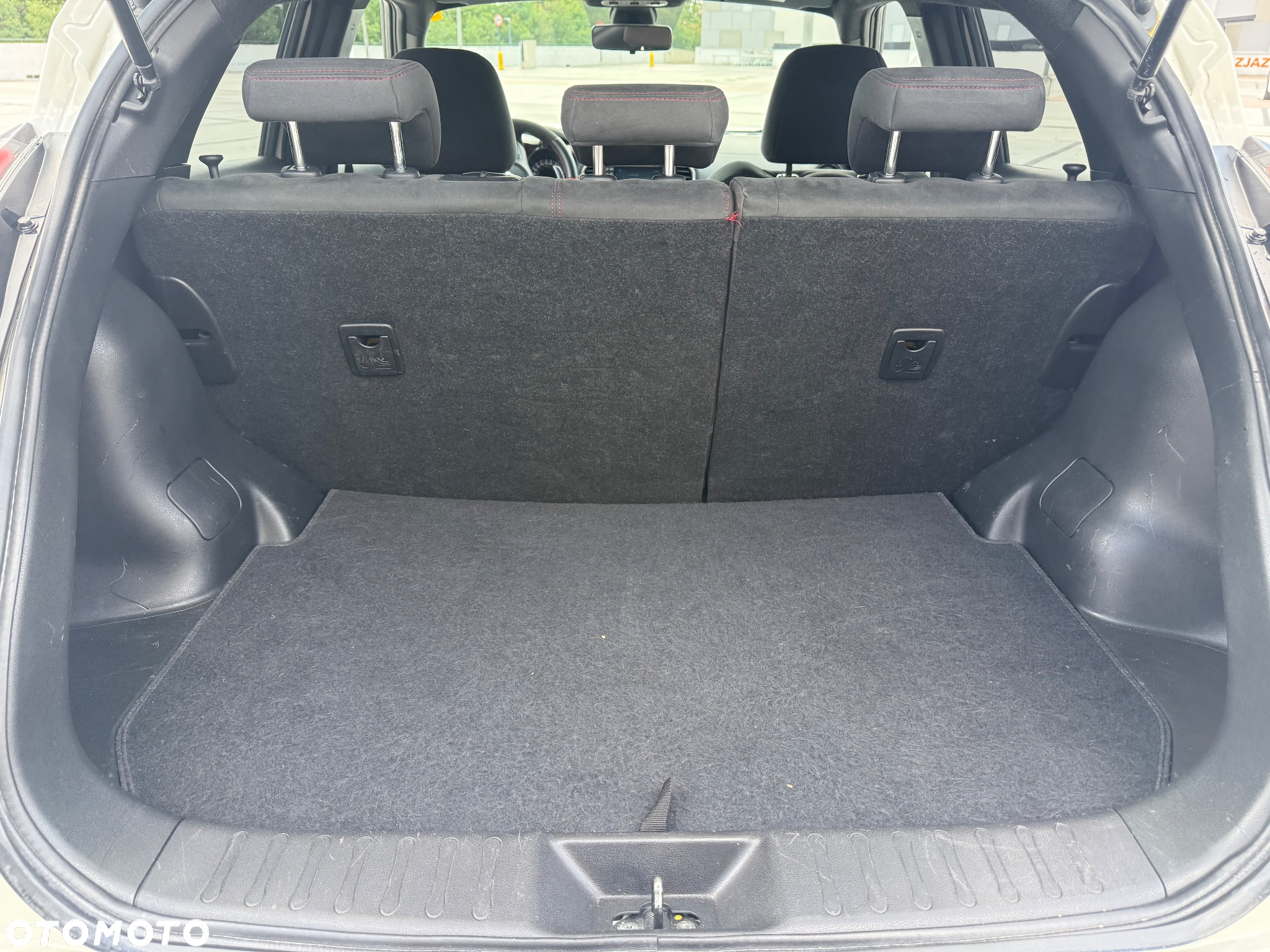 Nissan Juke 1.6 DIG-T Nismo RS 4WD Xtronic EU6 - 20