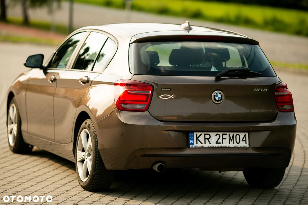 BMW Seria 1 118d - 6