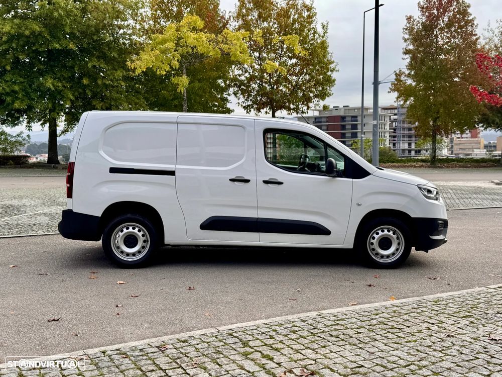 Toyota Proace City L2 1.5D - 3 Lugares - 13