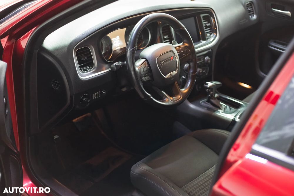 Dodge Charger - 13