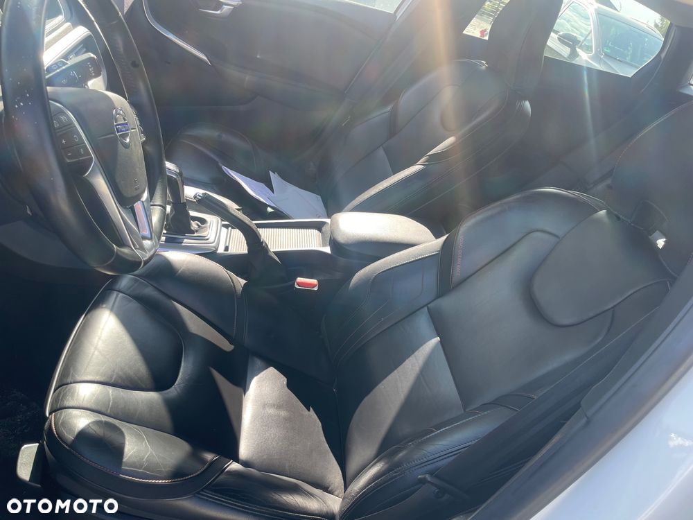 Volvo V40 Cross Country T3 Ocean Race - 24