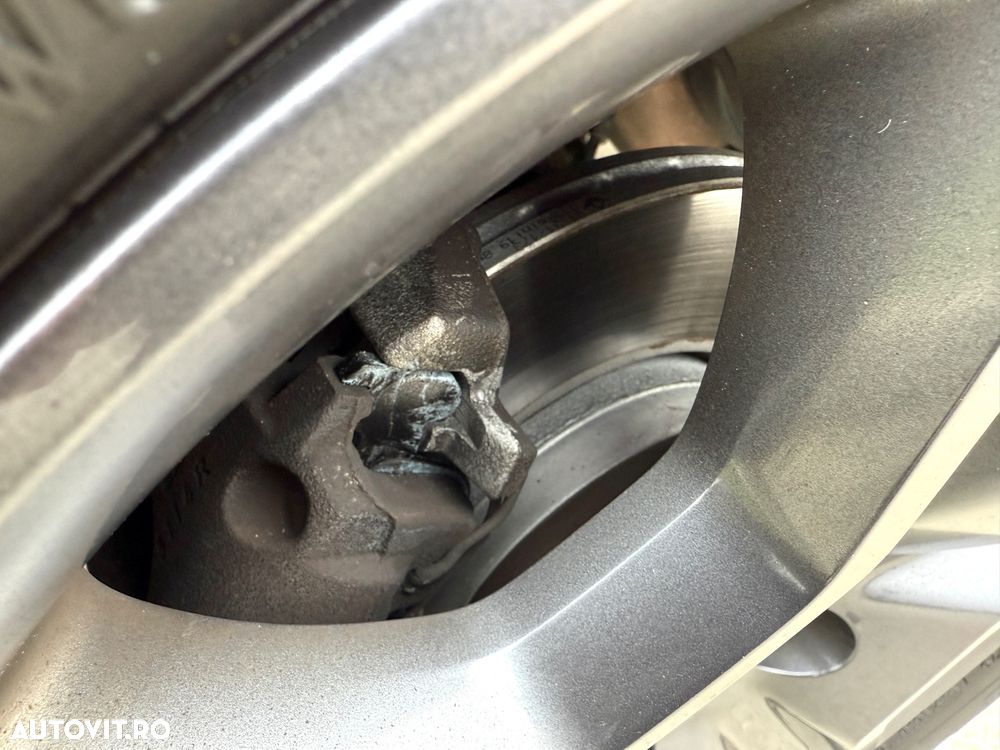 Dacia Sandero TCe 90 Celebration - 24