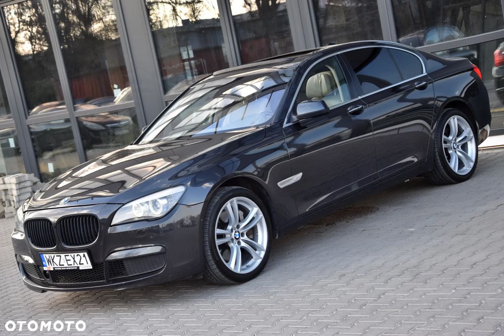 BMW Seria 7 750i - 2