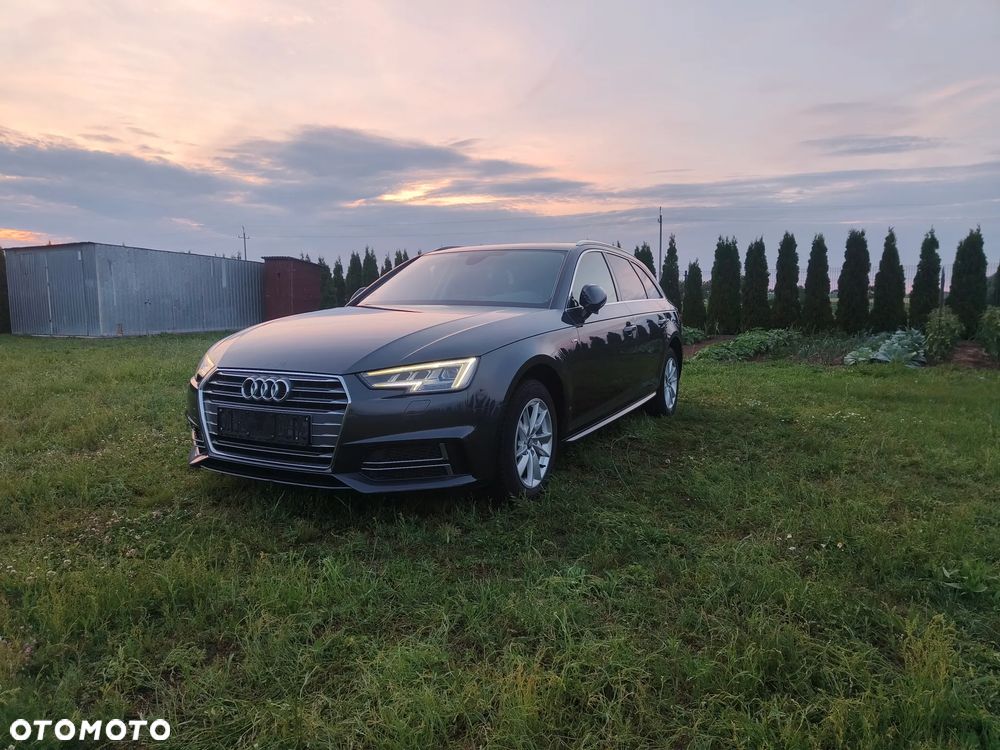Audi A4 Avant - 1