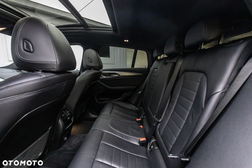 BMW X4 - 29