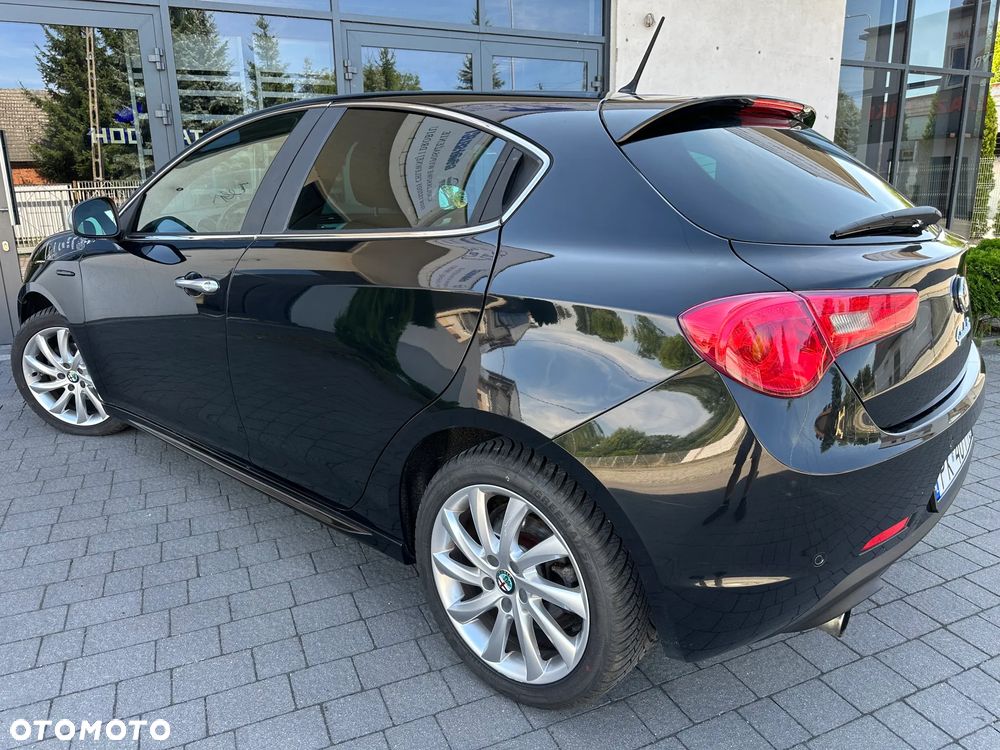 Alfa Romeo Giulietta - 12