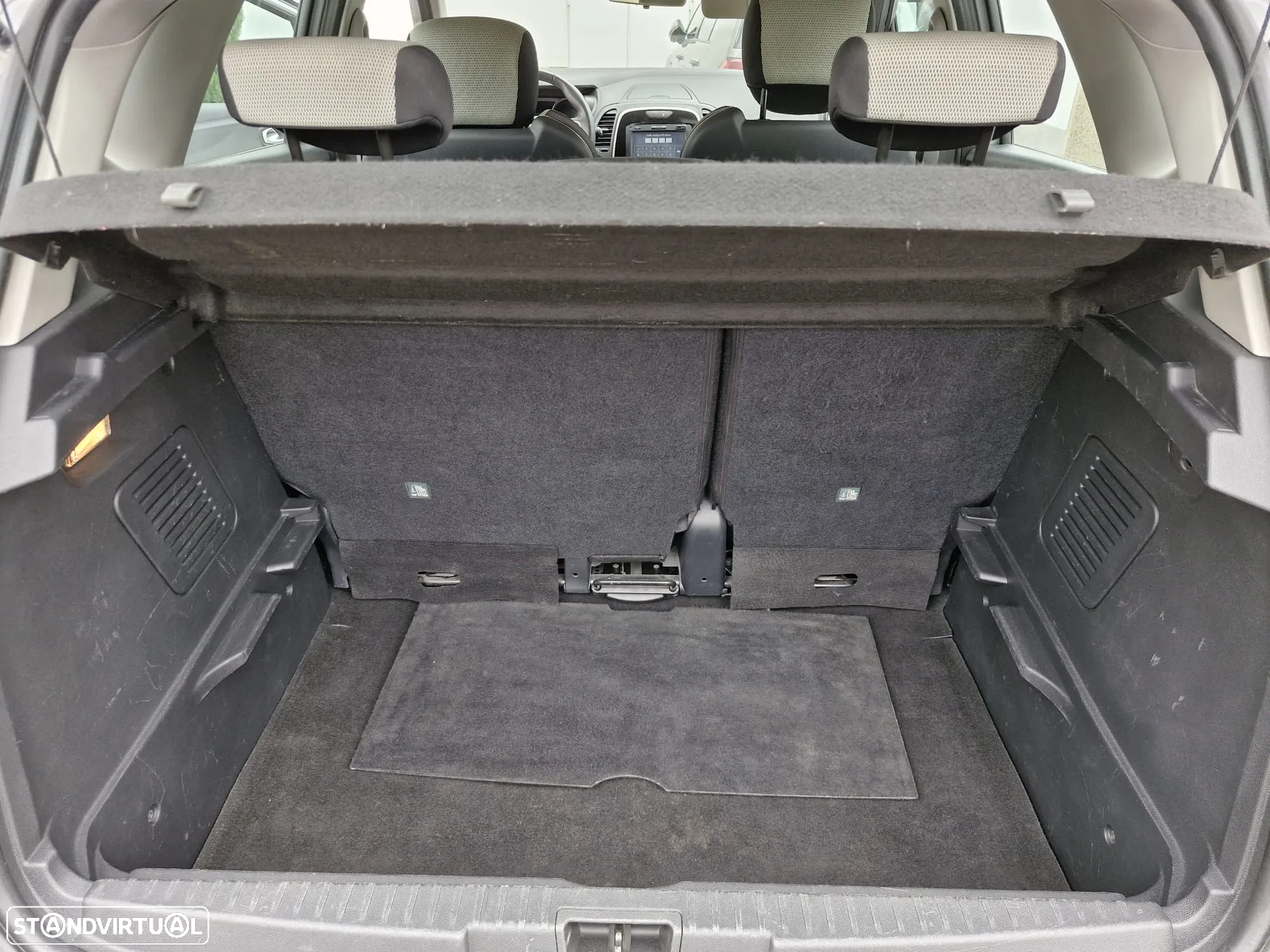 Renault Captur 0.9 TCE - 12
