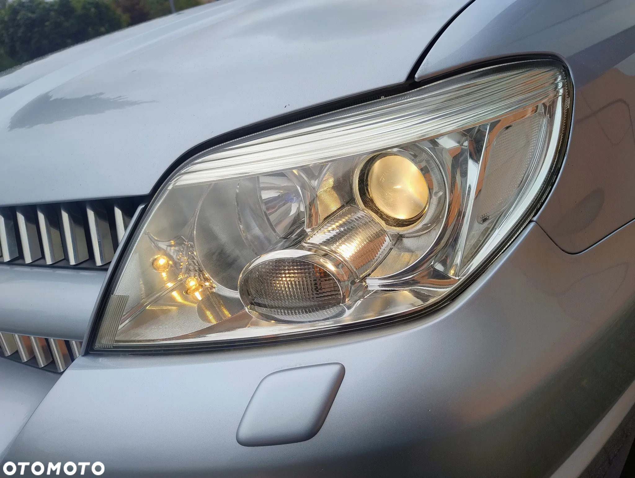 Mitsubishi Outlander 2.4 Automatik Dakar - 25